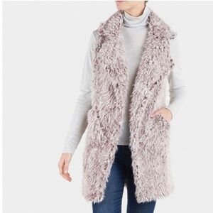 Coco + Carmen Faux Fux Vest
